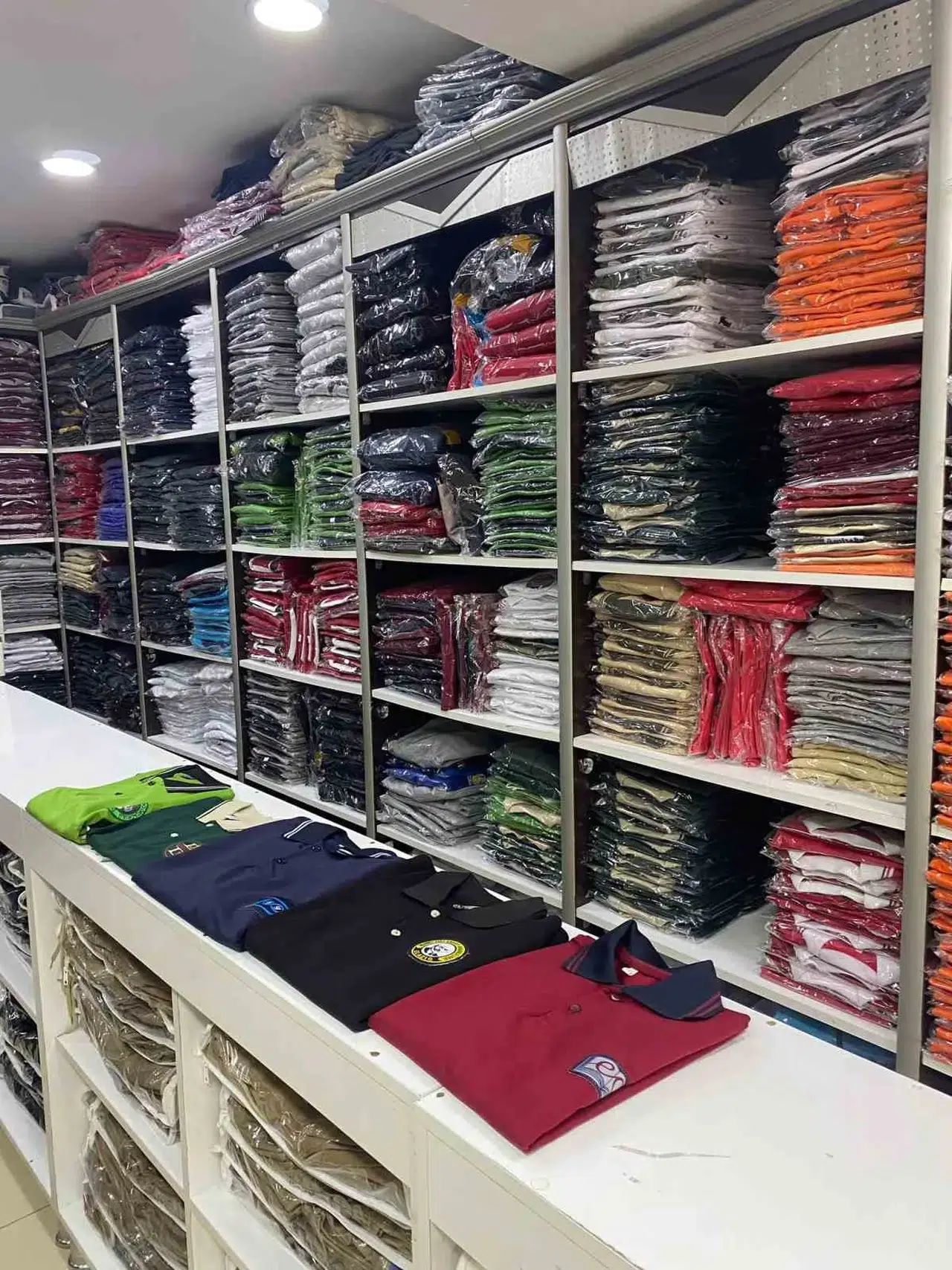 Elazığ’da Okul Kıyafetlerinin Tek Tip Olmasını Esnaf da Olumlu Karşıladı