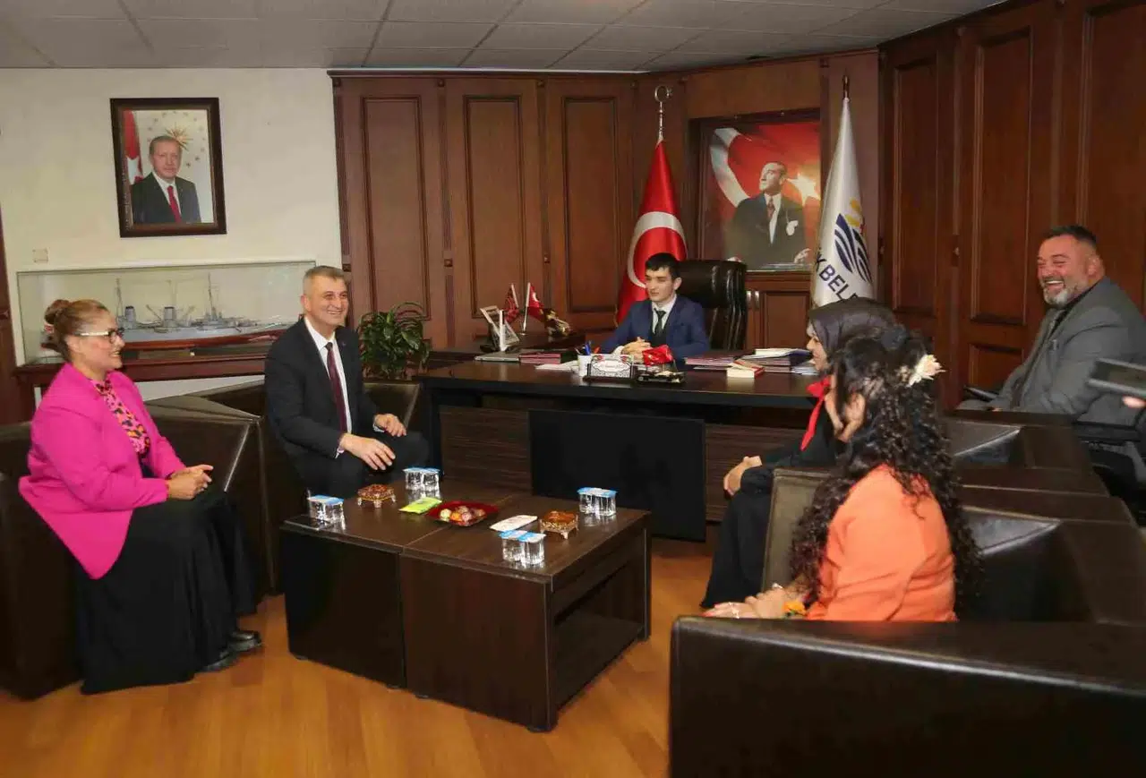 Engelliler Günü’nde Başkanlık Koltuğu Anıl Ege’ye Devredildi
