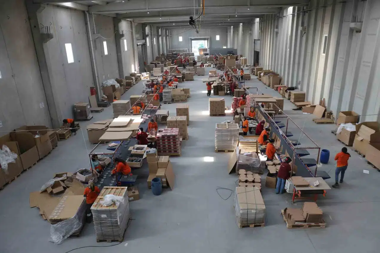 Eşinin 1 Adet Bileziğini Bozdurarak Kurduğu Firmasında Artık 750 Şahsa İstihdam Sağlıyor