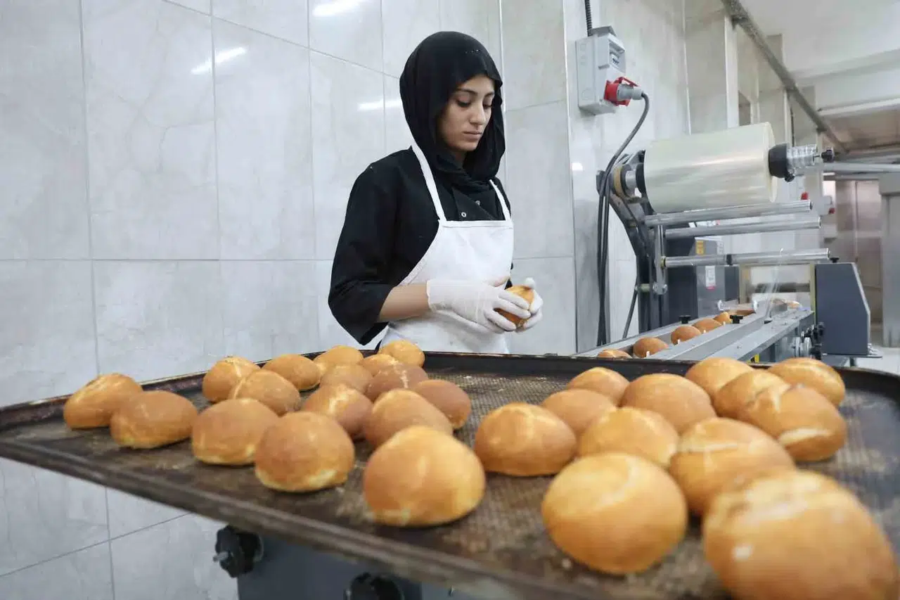 Fırın Üzere Okul: Günlük 4 Bin Ekmek Üretiliyor, Yılda 2 Milyon Lira Kazanıyor