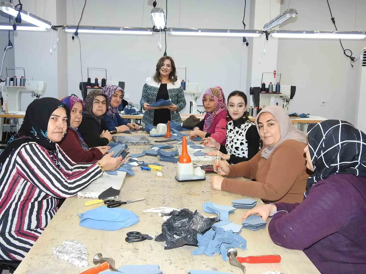 Gaziantepli Bayanlar Ayakkabı Dalıyla Dünyaya Açıldı