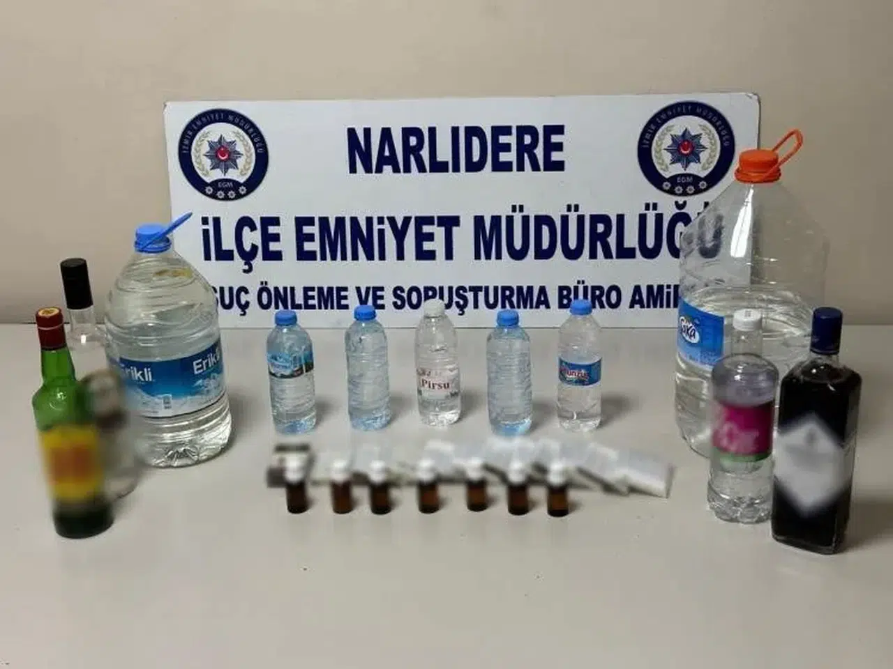 İzmir’de Yeni Yıl Öncesi Kaçak Alkol Operasyonu