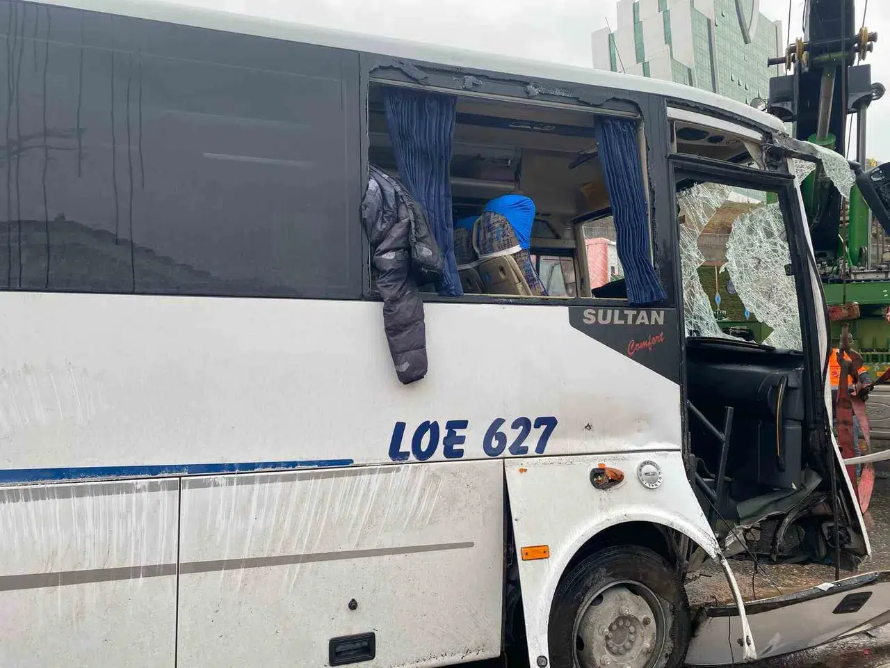 Maltepe’de Minibüs Devrildi: 1 Meyyit, 7 Yaralı