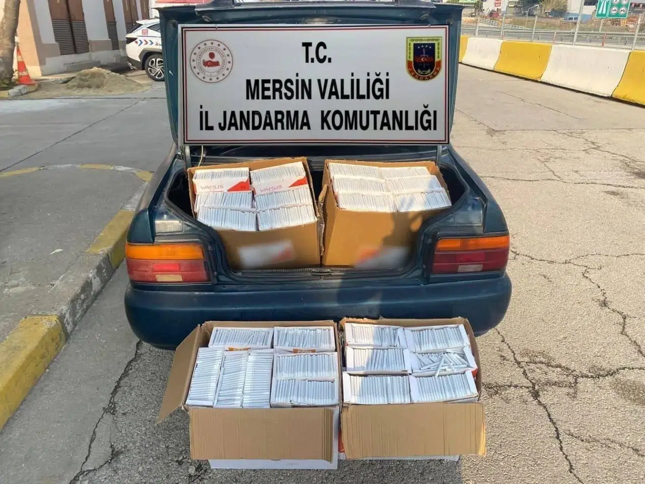 Mersin’de Kaçak Makaron Operasyonu: 4 Gözaltı
