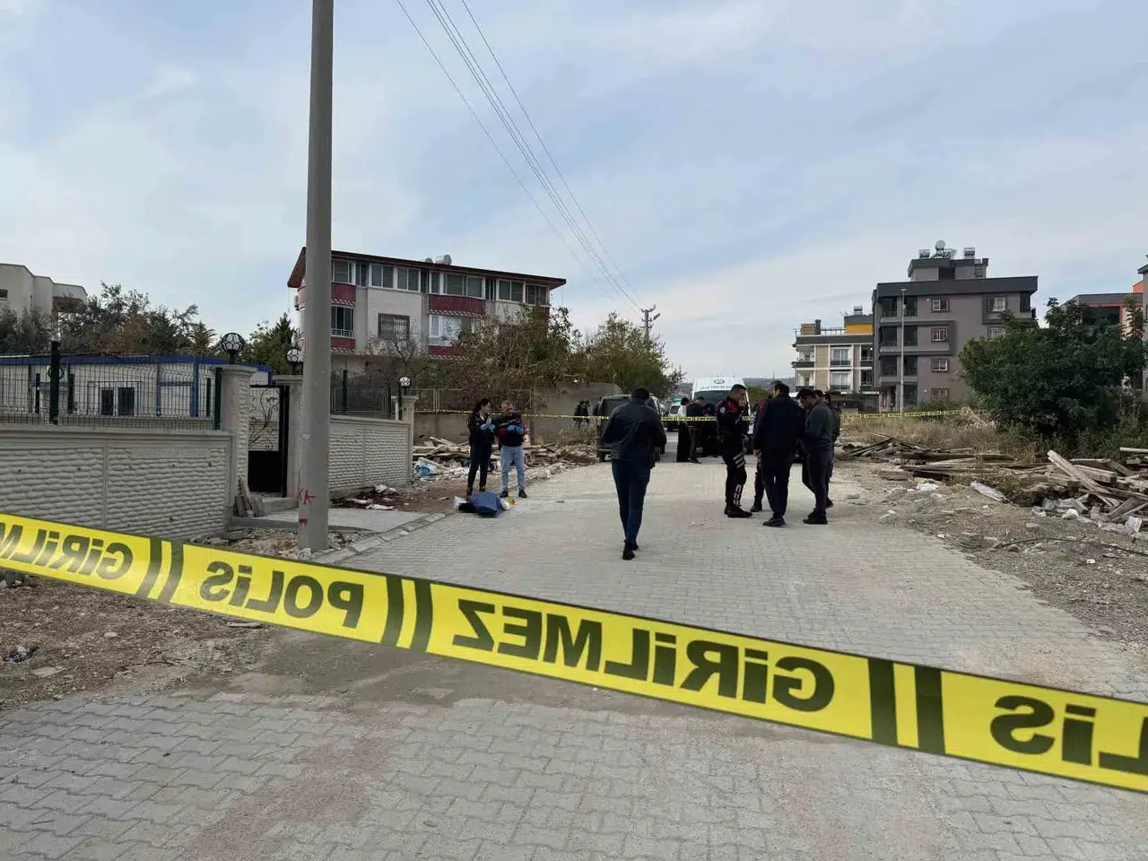 Mersin’de Koca Vahşeti Devam Etti: Evvelki Gün Karısını, Dün de Çocuğunu Öldürdü