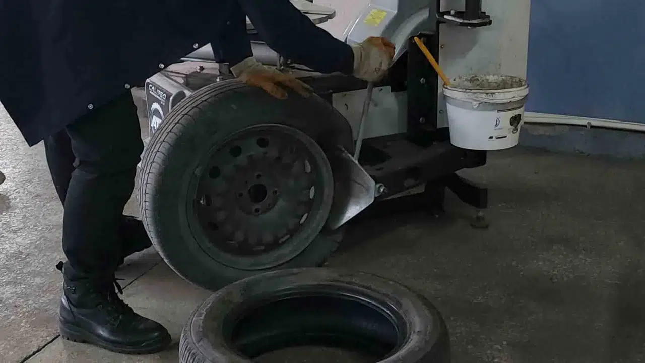 Mesleksel Eğitimi Alana Taşıyan Hem Öğreniyor Hem Kazanıyor