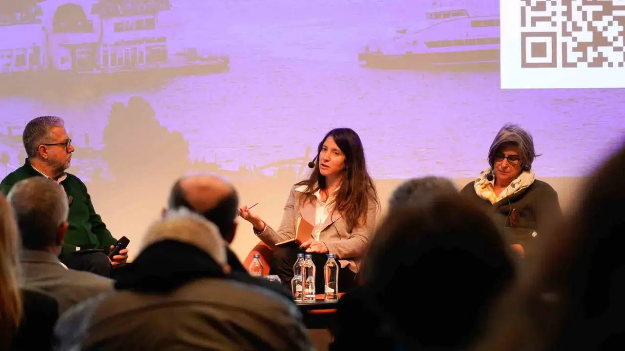 “Nasıl Bir İzmir” Serisinde Körfez ve Havzalar Konuşuldu