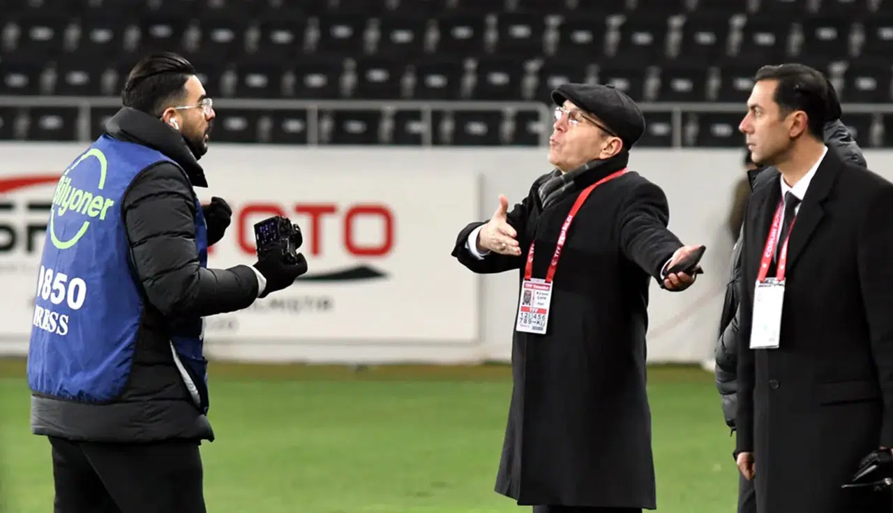 Temsilcinin Çirkin Üslubu Tepki Topladı