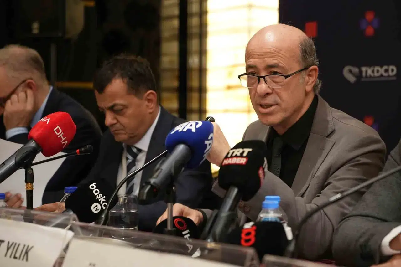 Toplumsal Medyada Hastalık Aramak: “Sağlığınızdan Olmayın”