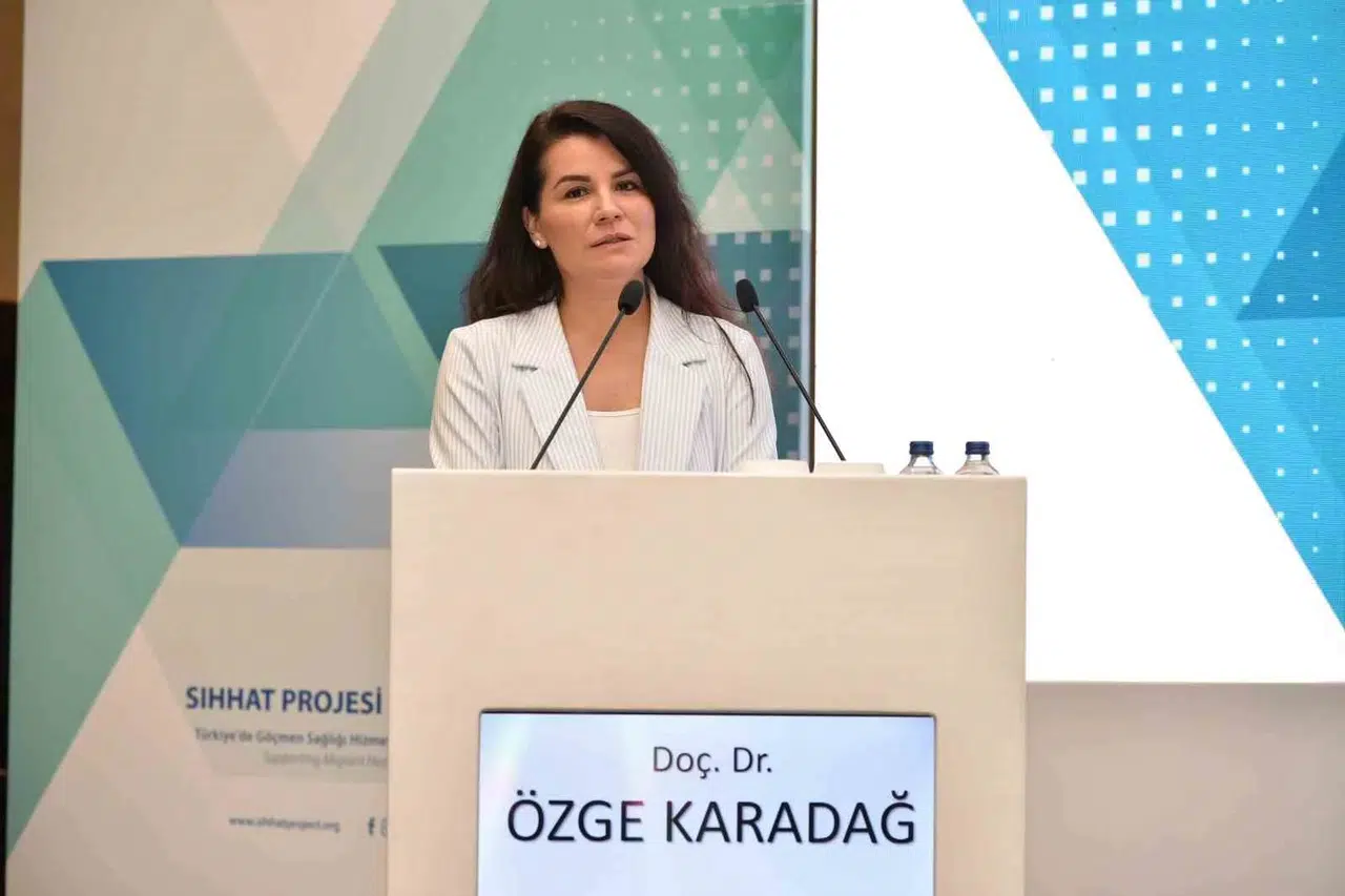 Toplumsal Medyanın da Tesiriyle Gençlerde HIV Enfeksiyonu Artıyor