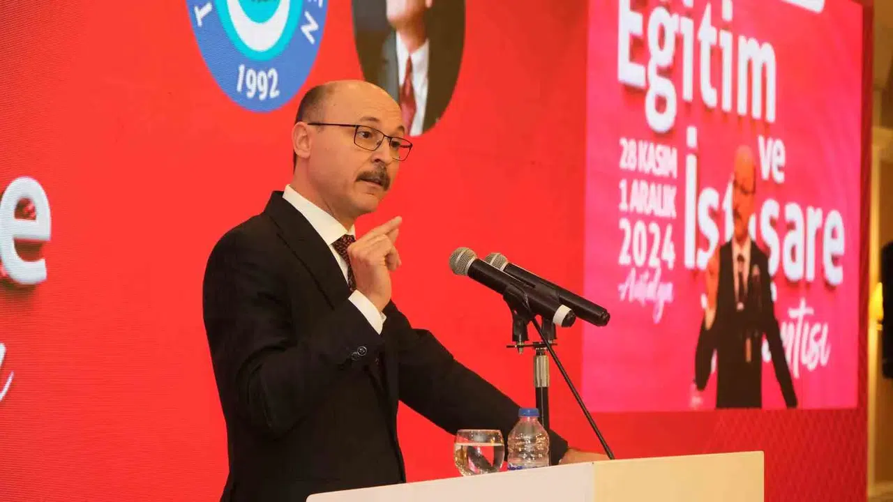 Türk Eğitim-Sen’den Ömk Yönetmeliği Hakkında Kıymetlendirme