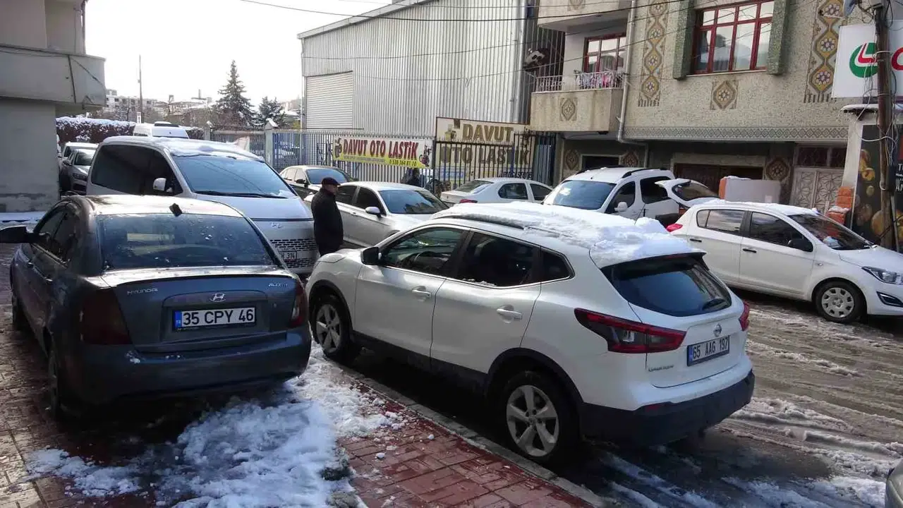 Van’da Kış Lastiği Telaşı