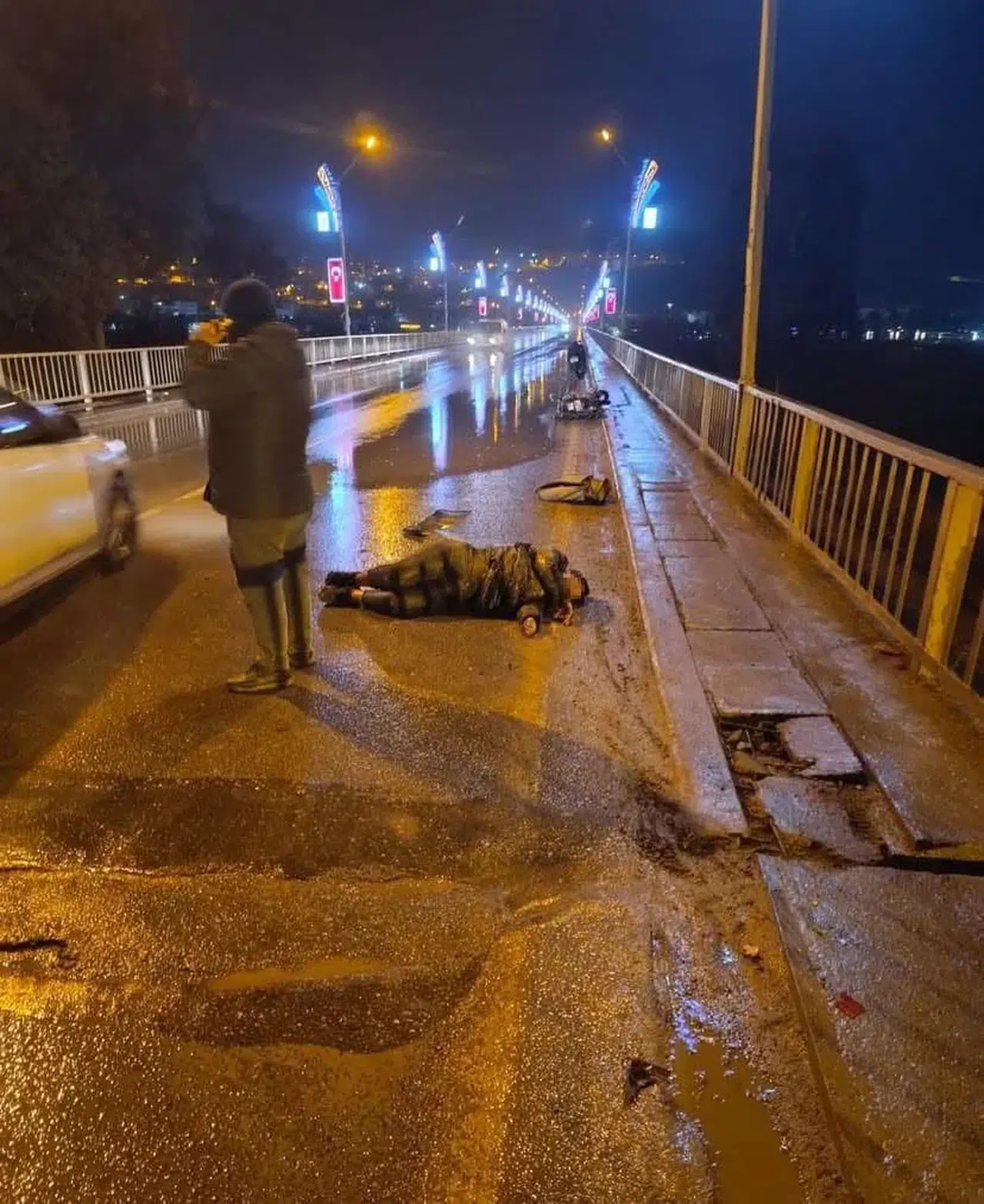 Vicdansız Şoför Çarptığı Bayan ve Adamı Vefata Terk Etti