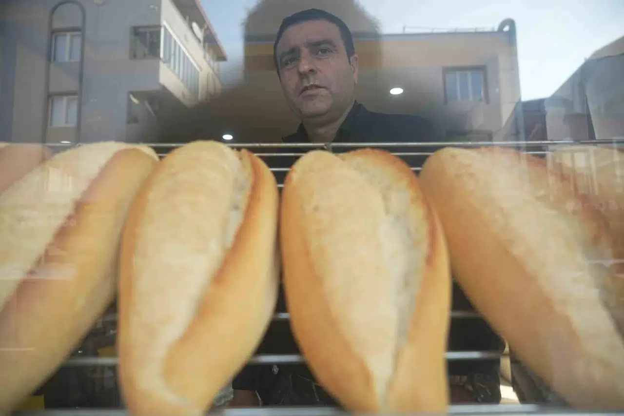 15 Yıldır Günde 5 Ekmek Karşılığı Çalışan Bayandan Patrona Soğuk Duş