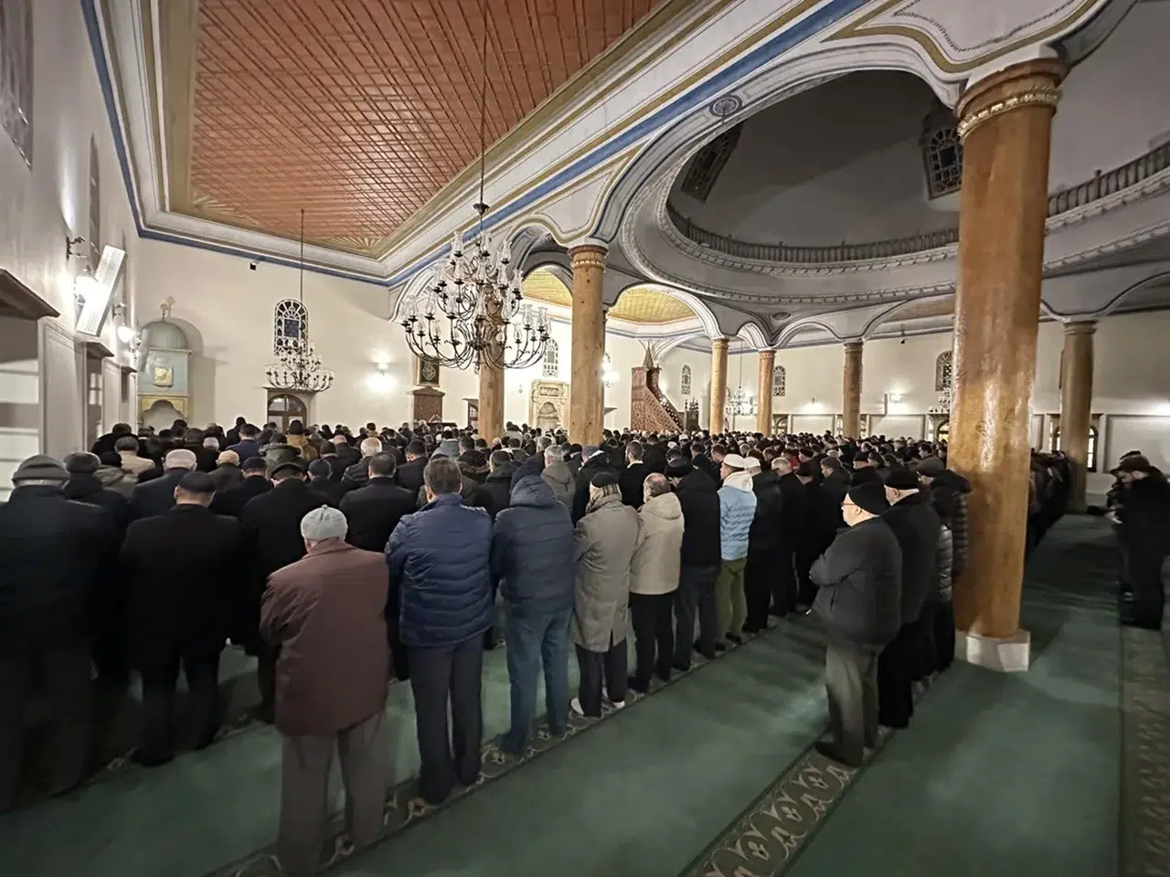 ‘Ailece Camide, Milletçe Duadayız’