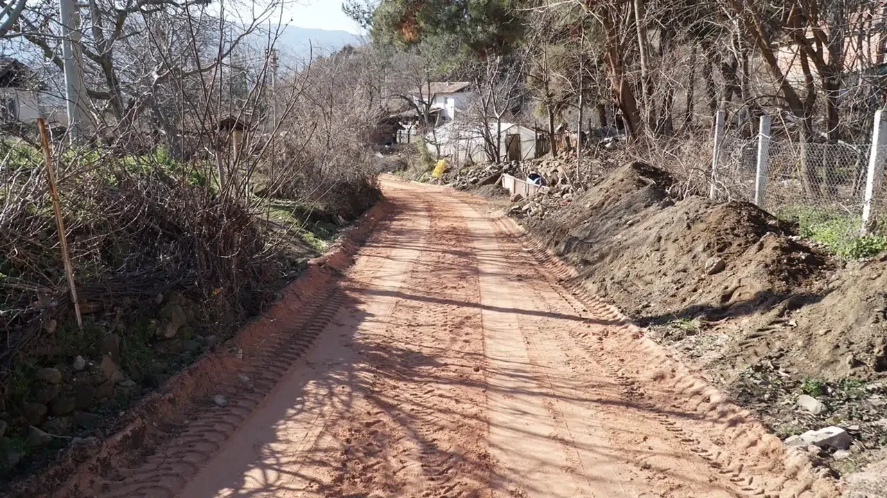 Eymir Mahallesi Parke Taşına Kavuştu