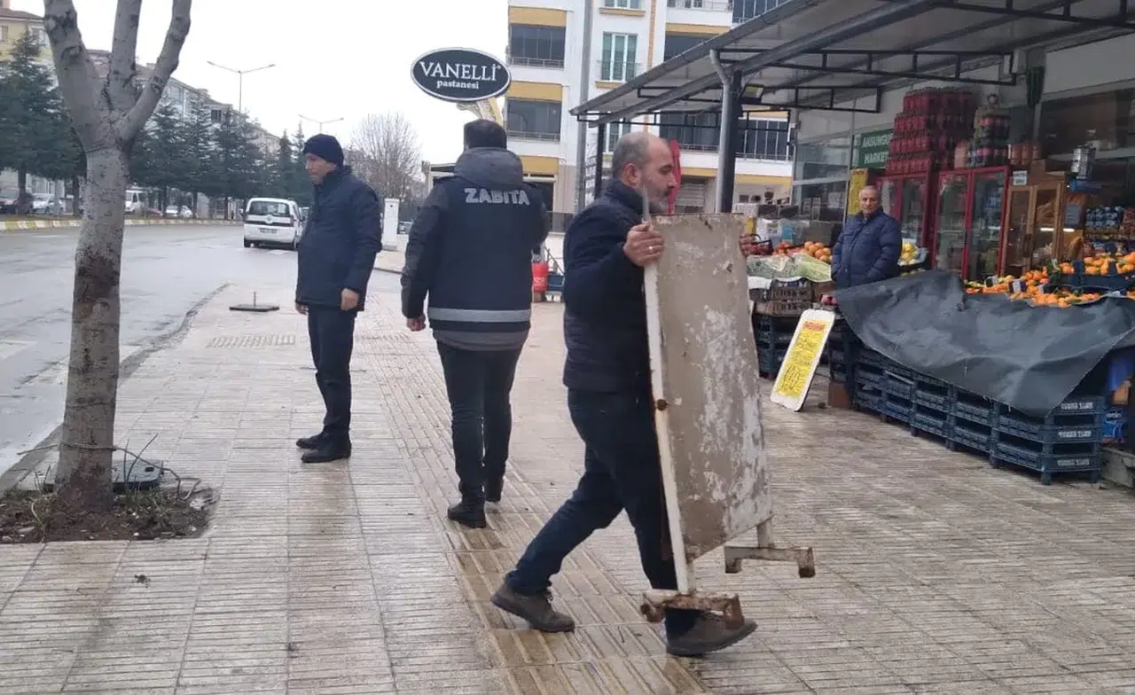 Kaldırım İşgallerine Müsaade Yok