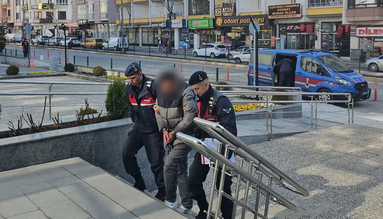 Köylerden Traktör Çalıyordu, Karar Verildi