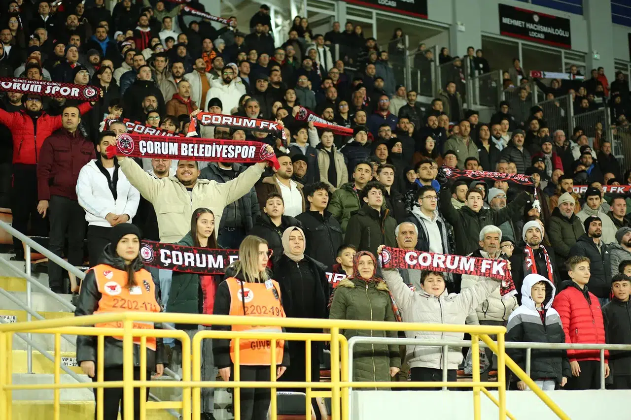 Kulüp, Taraftar Çekmeyi Başardı
