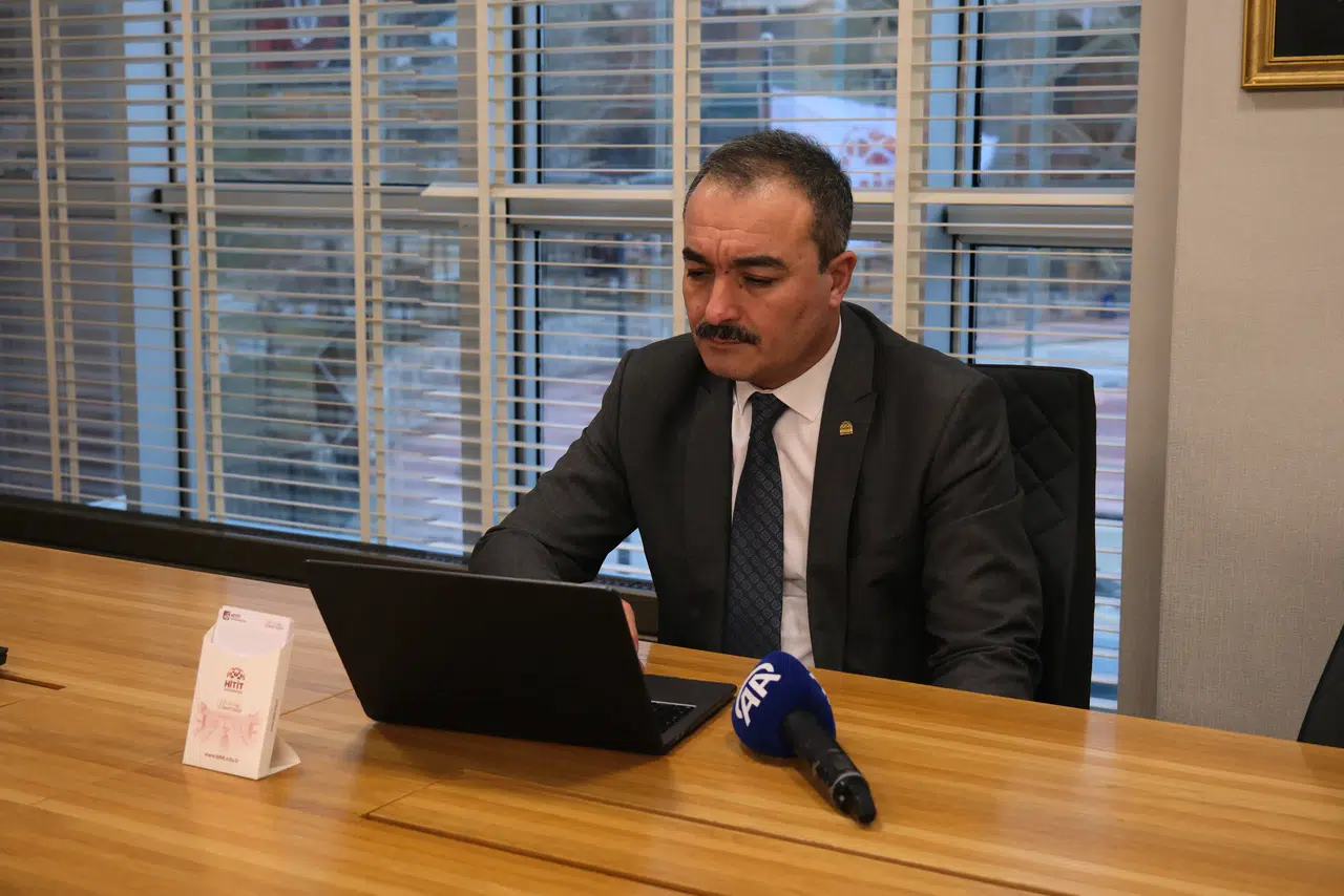 Rektör Öztürk Yılın Fotoğraflarını Seçti