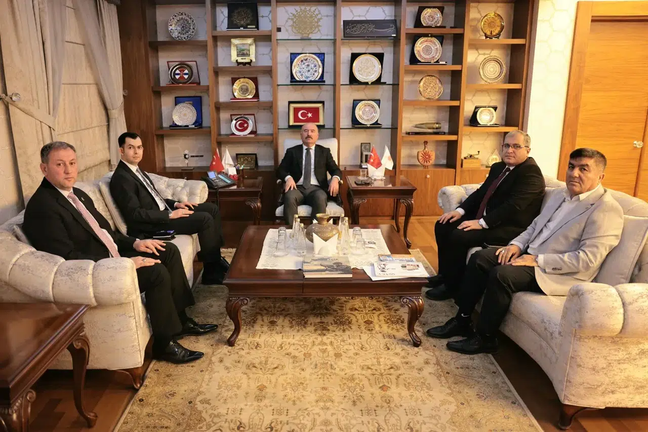 Vali Çalgan, Bayat Heyetini Ağırladı