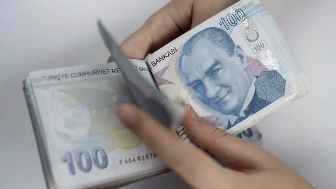 ‘Zulmünüz Artsın Ki Tez Zeval Bulasınız’