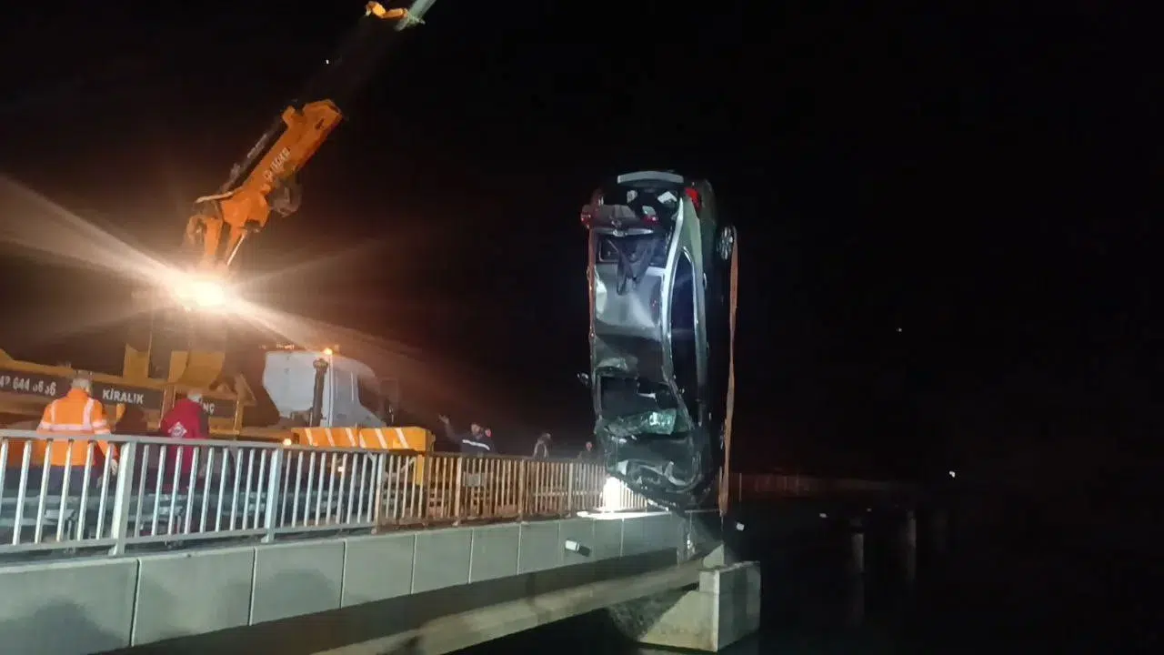 Adana’da Baraja Düşen Araba Şoförün Cansız Vücuduna Ulaşıldı