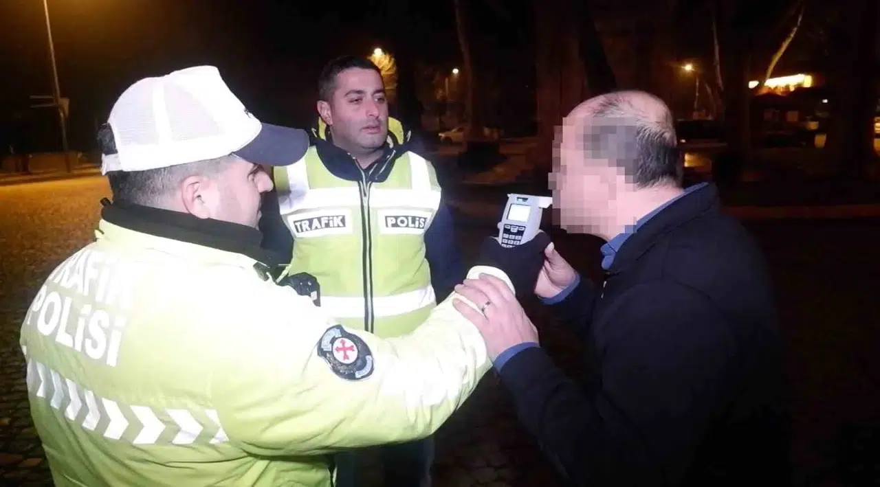 Alkollü Şoför Polise Sıkıntı Anlar Yaşattı