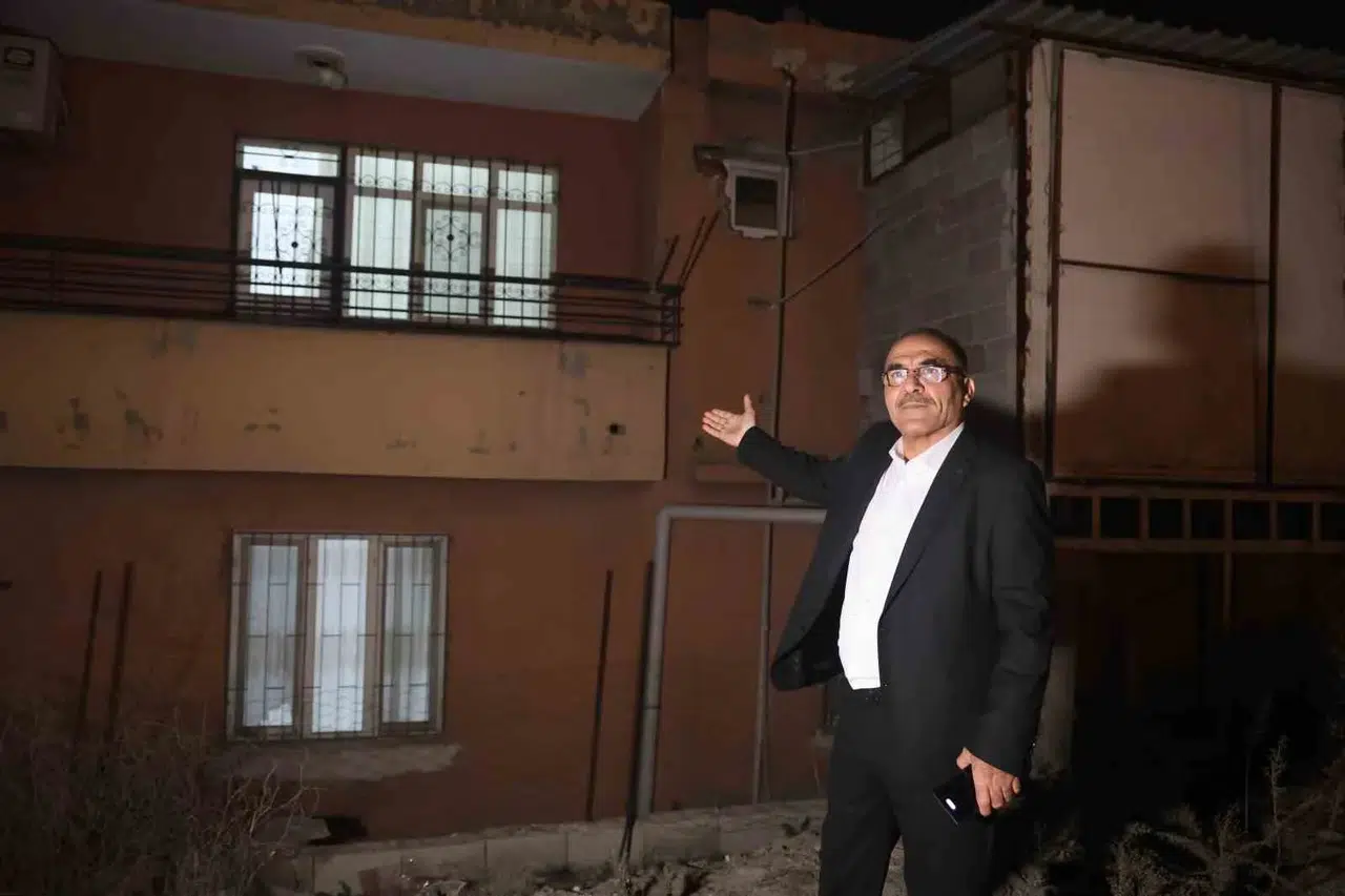 Düğüne Davet Ettiği Yakını Konutundaki 1 Milyon 700 Bin TL’yi Çaldı