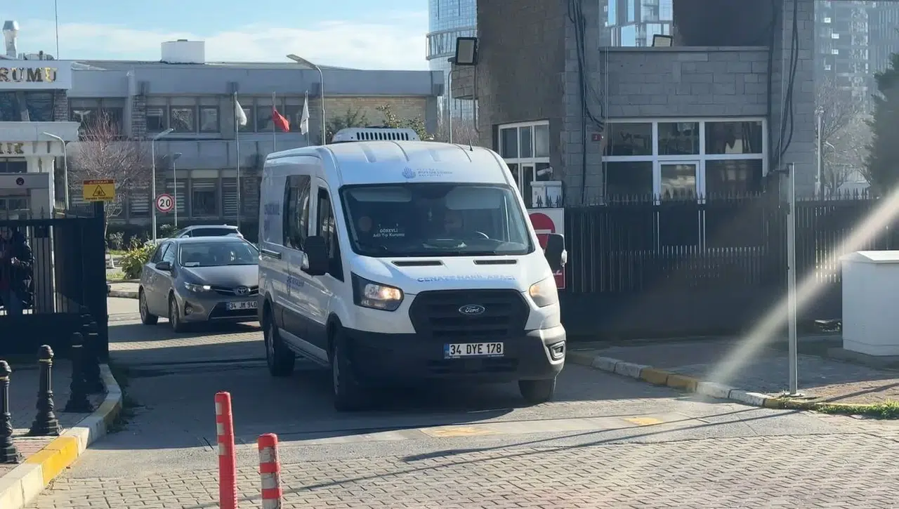Eyüpsultan’da Eşi Tarafından Öldürülen Bayanın Cenazesi İsimli Tıp Kurumu’ndan Alındı