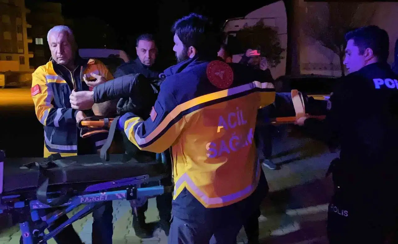 İş Yerinde Otururken Silahlı Atağa Uğrayan Kişi Yaralandı