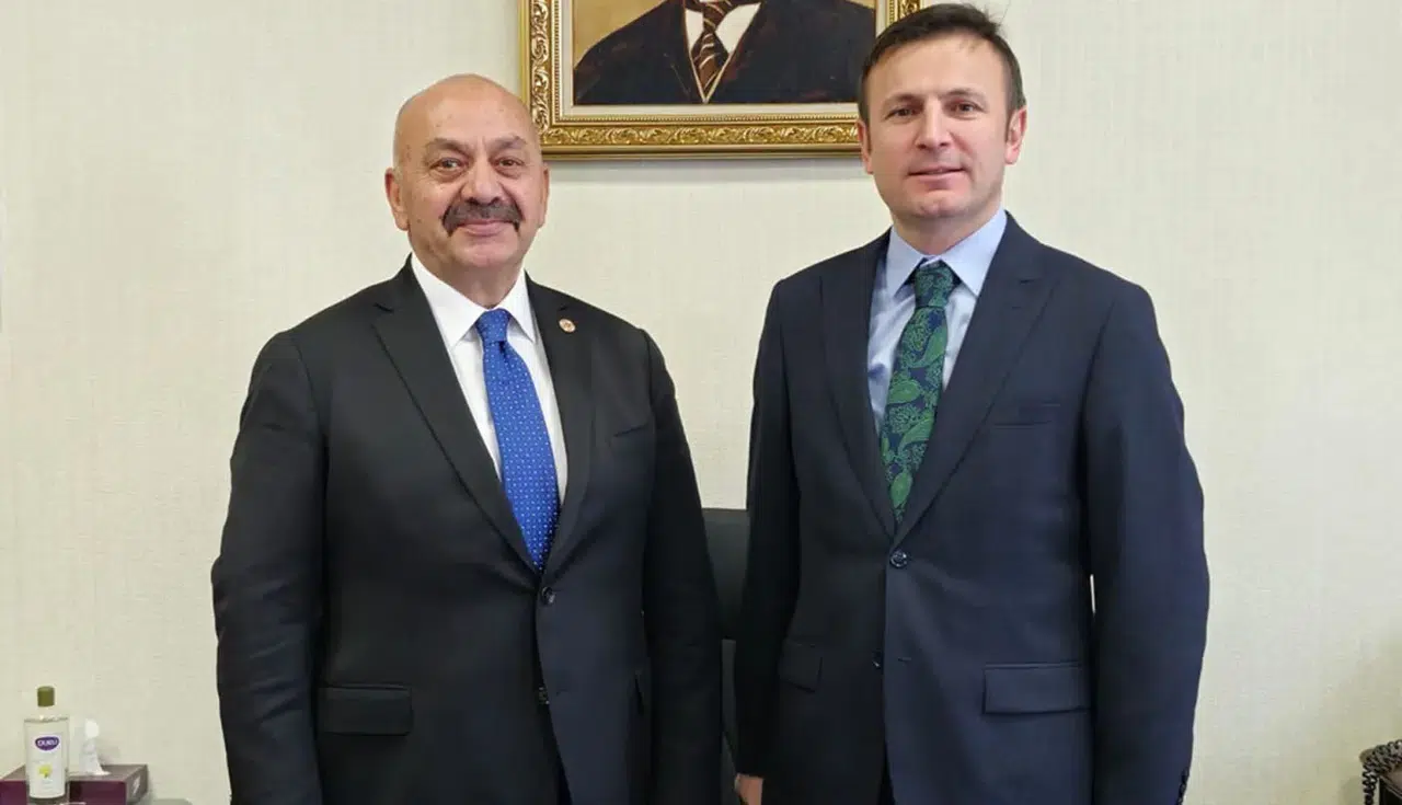 Başkan İsbir'den Eski Kaymakama Ziyaret