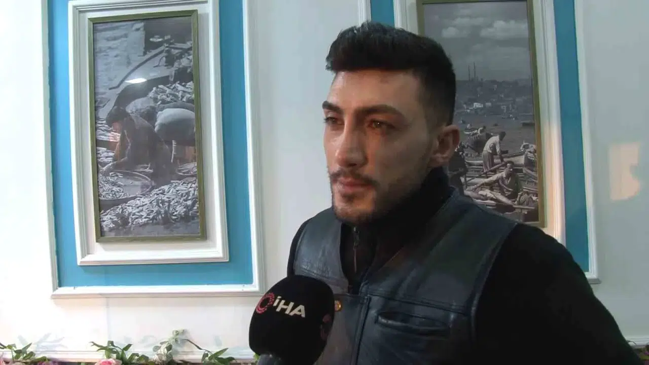Maltepe’de Balıkçı Dükkanında Telefon Hırsızlığı Kamerada