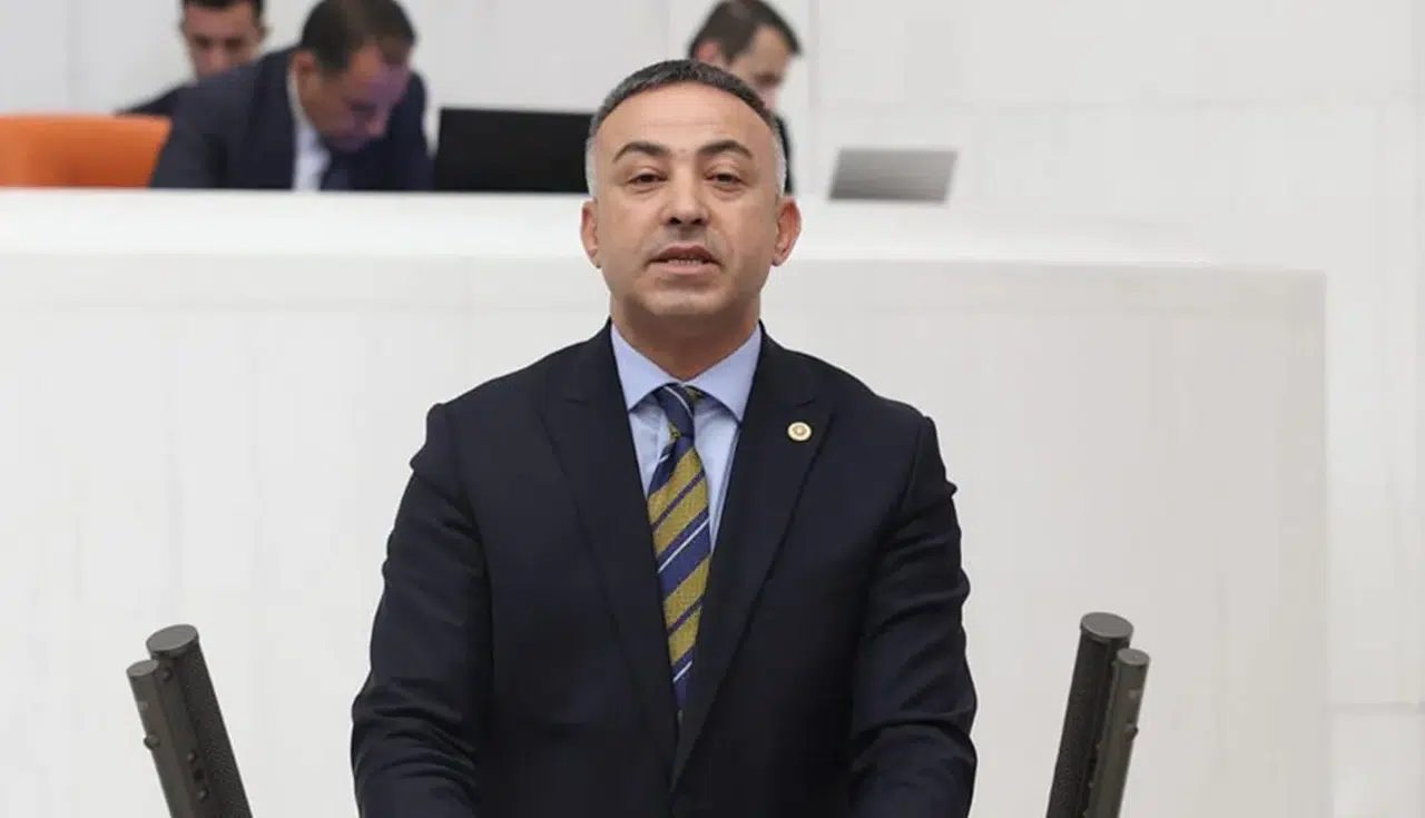 Tahtasız'dan Bakana Tepki: Patates-Soğan Depolarda Çürüyor