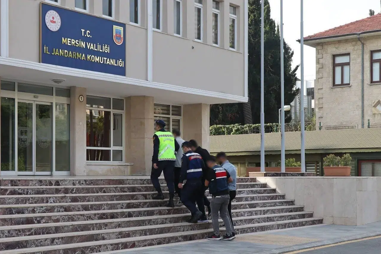 Mersin’de 1 Haftada Aranan 727 Şahıs Yakalandı