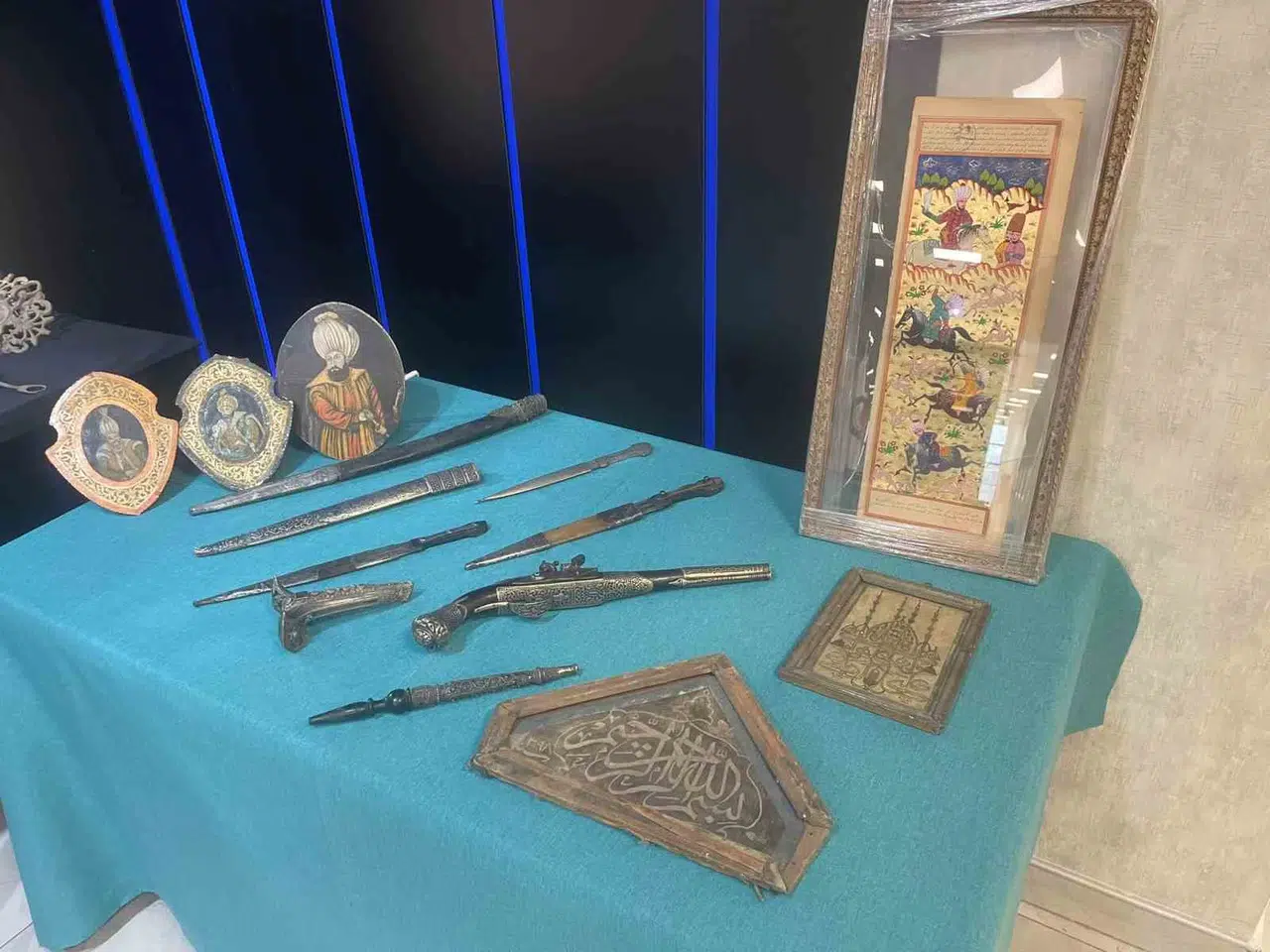 Tarihi Eser Kaçakçılarına Yönelik Operasyonda 243 Eser Ele Geçirildi, 12 Kuşkulu Yakalandı