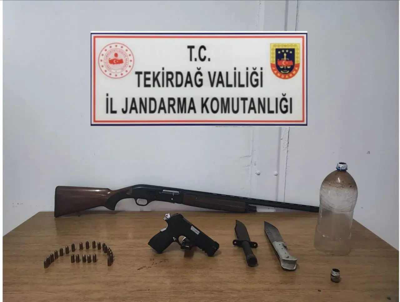Tekirdağ’da Uyuşturucu ve Silah Operasyonlarında Çok Sayıda Materyal Ele Geçirildi