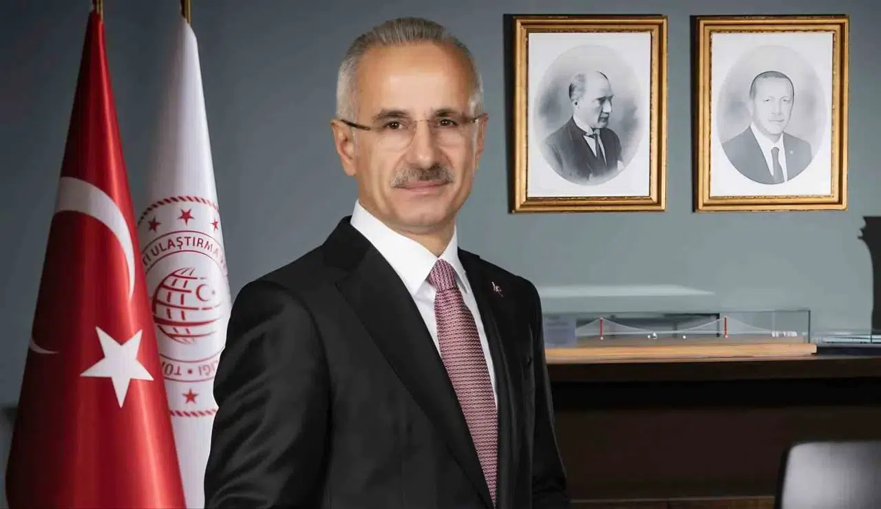 Ulaştırma ve Altyapı Bakanı Abdulkadir Uraloğlu: "933 Bin Balon Yolcusu ile Tüm Vakitlerin Yolcu Rekoru Kırıldı"