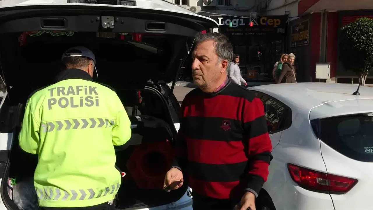 Yayaya Yol Vermedi Ceza Yememek İçin "Namazdan Çıktım" Savunması