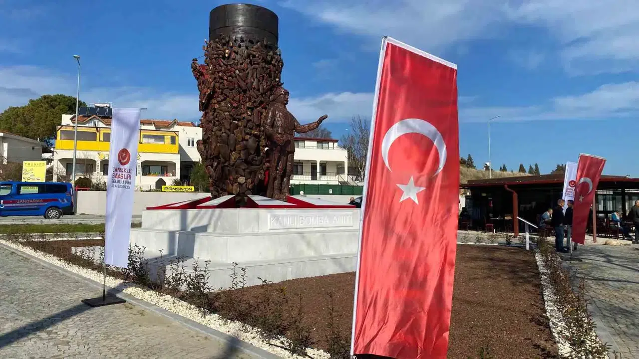 110 Yıllık Çanakkale Ruhunu Hissettiren Anıt