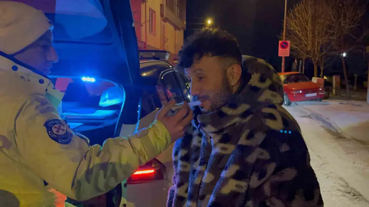3 Araca Çarpan Alkollü Şoför: "Ben Kullanmıyordum, Dayım Kullanıyordu"
