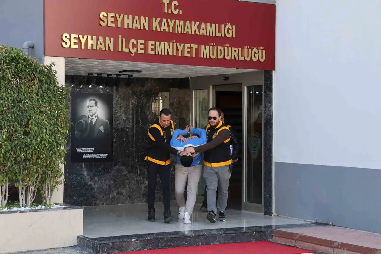 3 Kişiyi Vuran, Arabası Kundaklayan 4 Kişi de Tutuklandı
