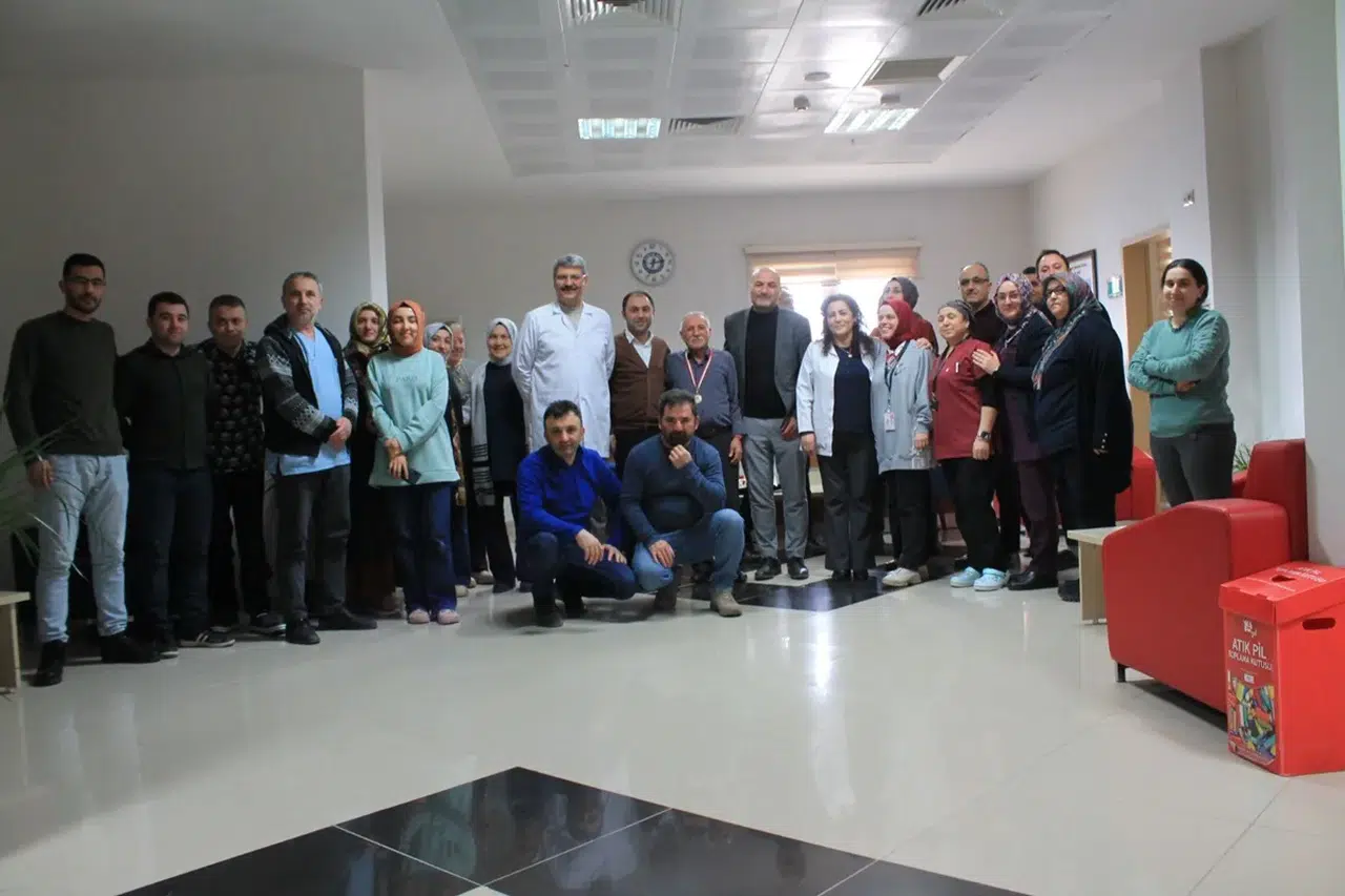 36 Yılda Fazladan Bir Yıl Çalıştı, Madalya Aldı