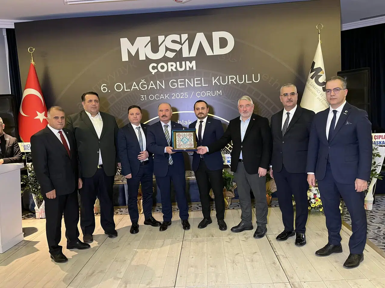 Ahlatcı’dan Baddal’a Tebrik