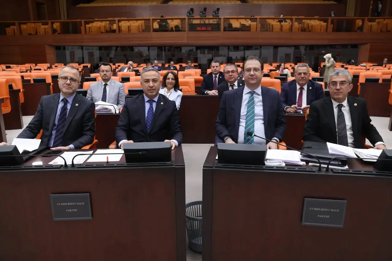 ‘Bıçak Kemikte’