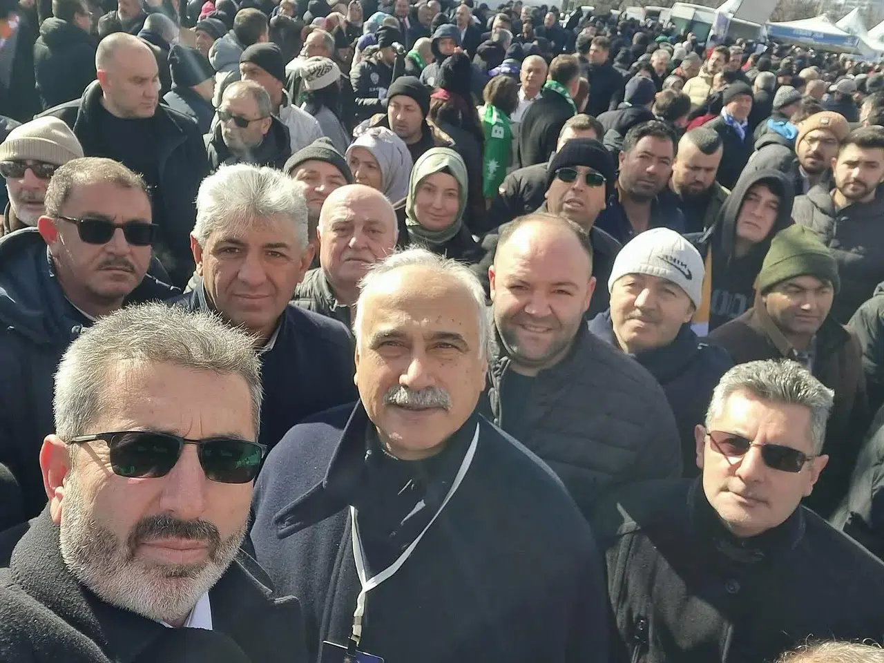 Çizikci, Kongreye Katıldı
