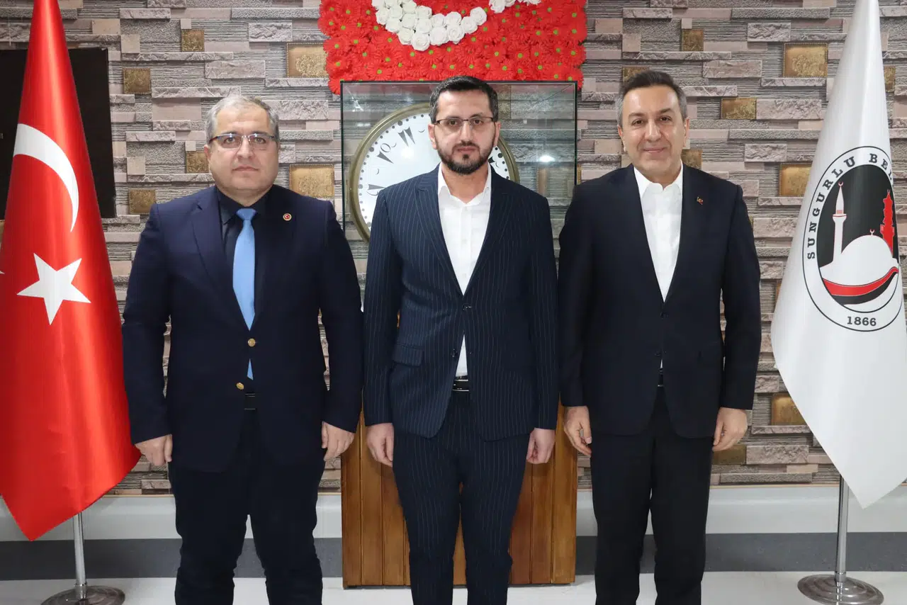 Dere, Ünlü ve Kaymaz’ı Ağırladı