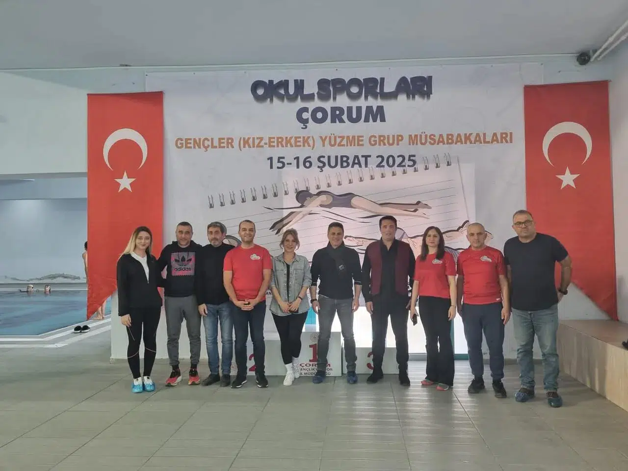 Gençler Kız-Erkek Yüzme Grup Müsabakaları