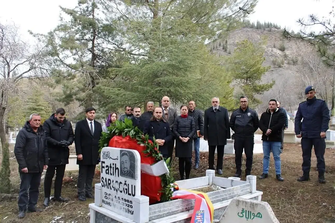 Saldırıda Vefat Etmişti, Kabri Başında Anıldı