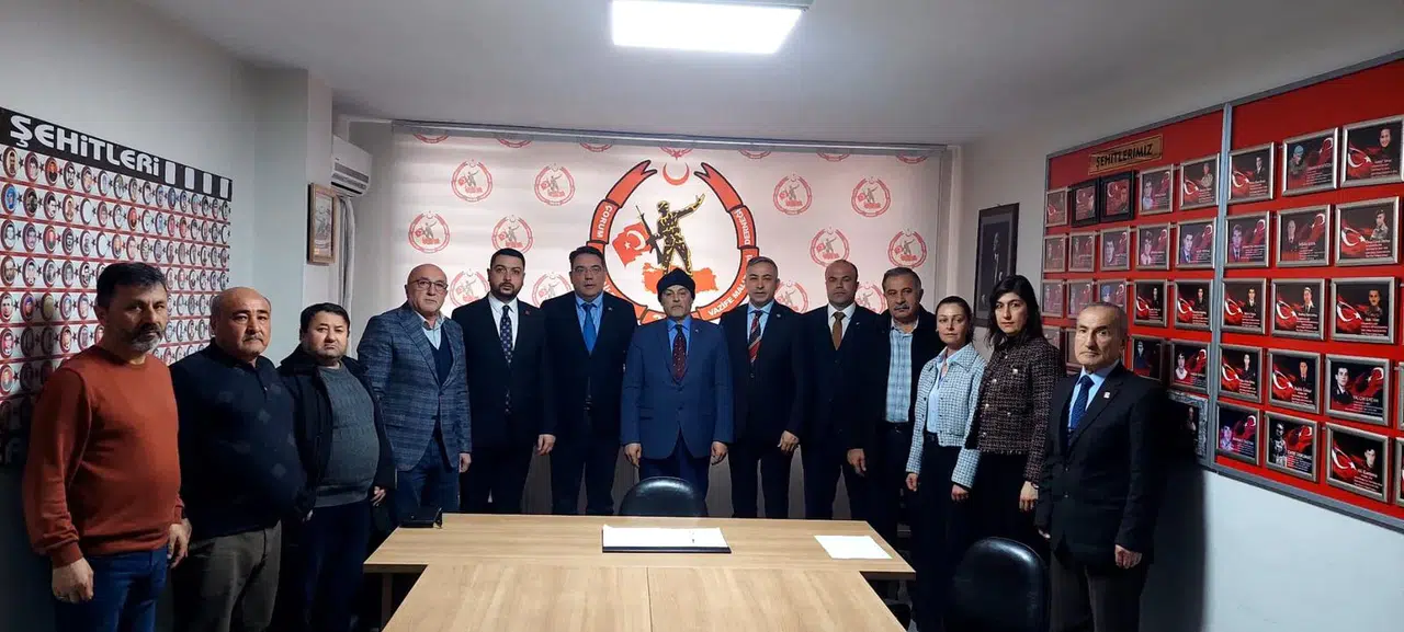 Şehit Yakınlarının Sorunlarını Dinledi
